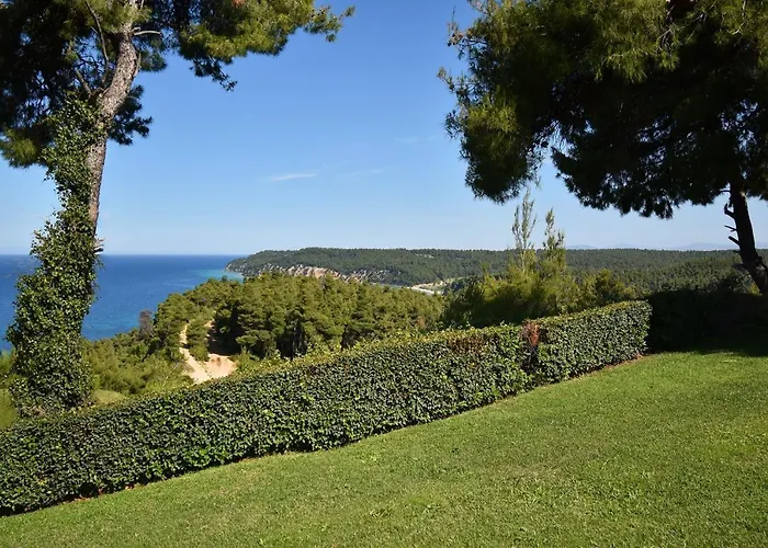 Endless Blue Villa Elani