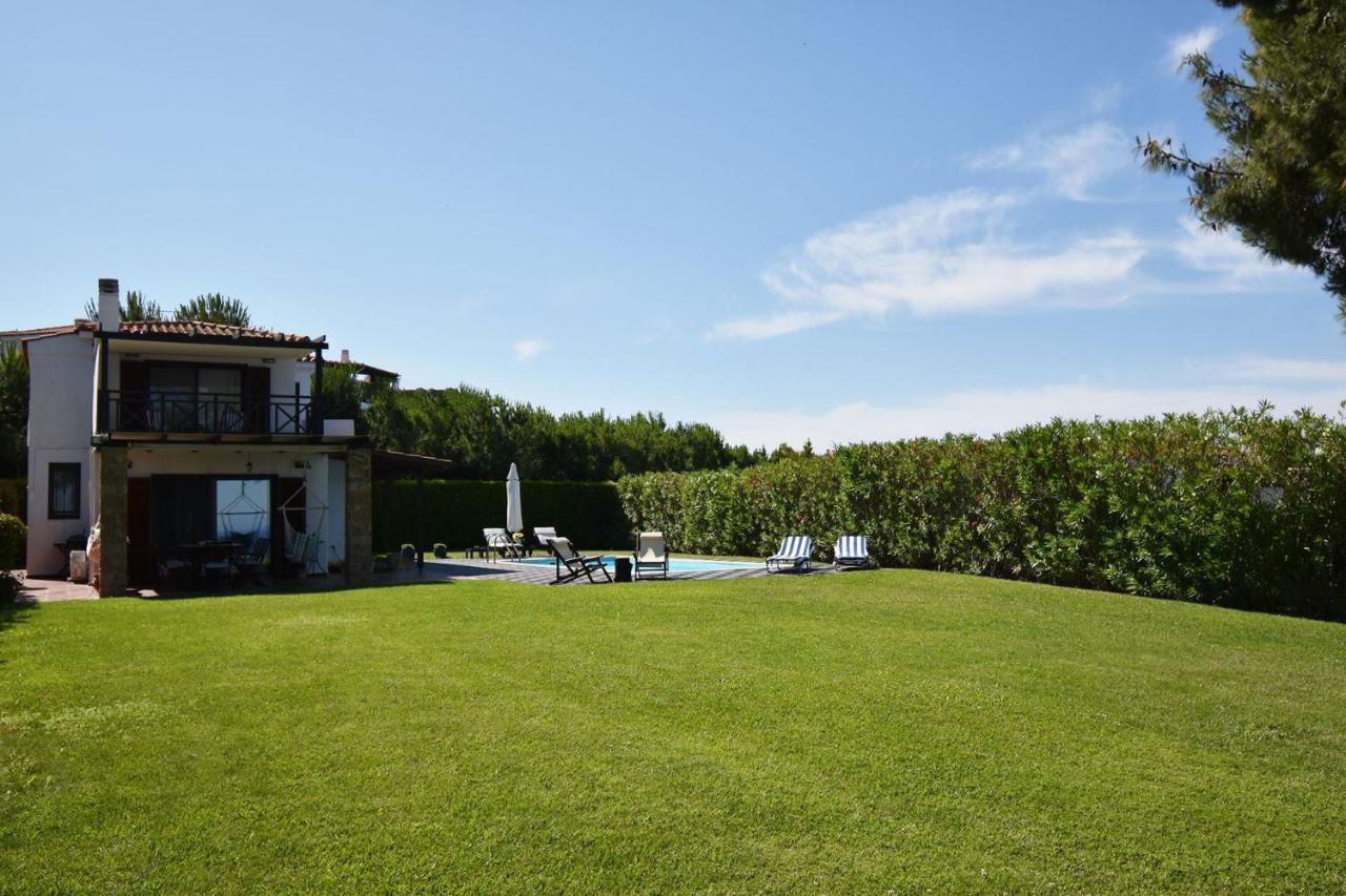 Endless Blue Elani Villa