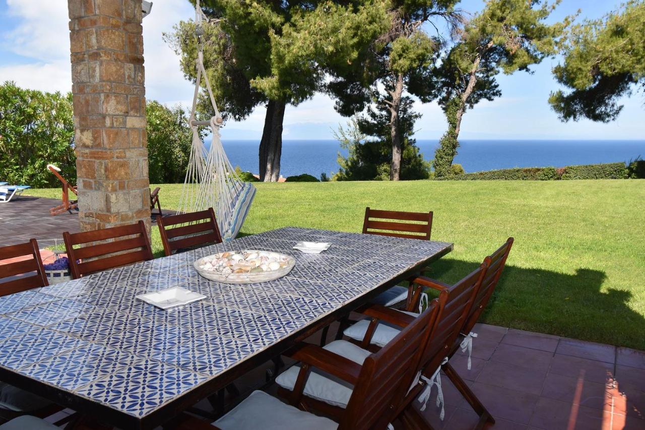 Villa Endless Blue Elani